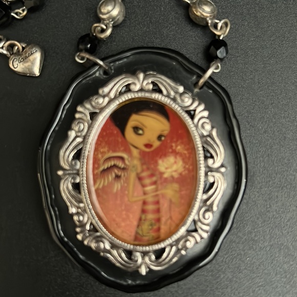 Classic Hardware Portrait Necklace - Picture 4 of 4